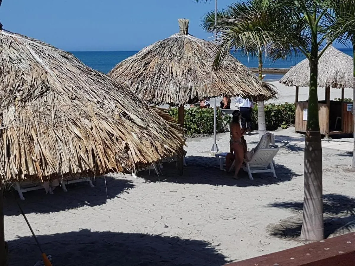 アパート サンタ・マルタSamaria Club De Playa Apto 1114アパートメント